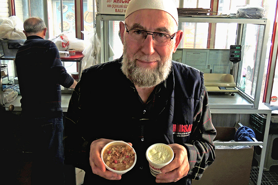 アシュレ〔トルコ〕41種の材料でつくるトルコの“おしるこ”