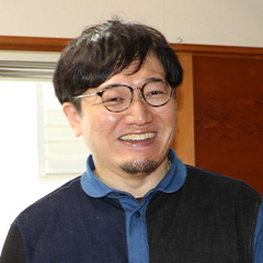 川崎誠二（かわさき・せいじ）