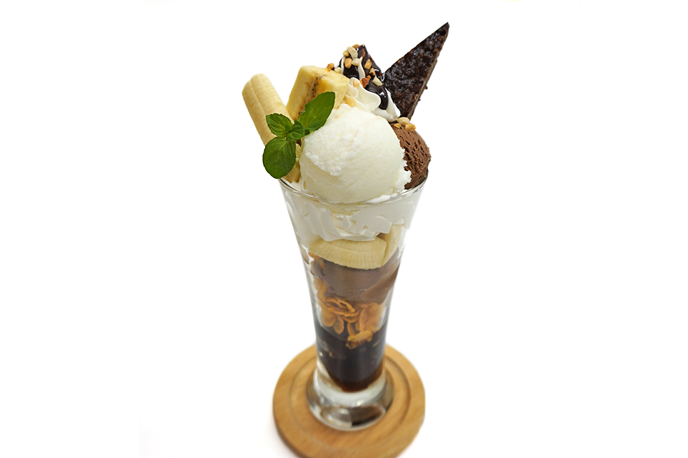 ひんやりチョコバナナパフェ