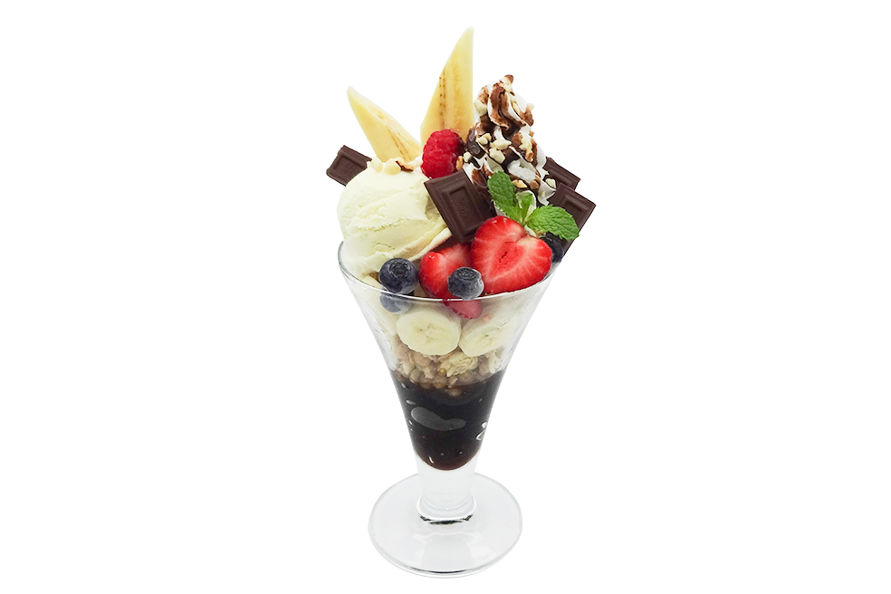 チョコとベリーとバナナのパフェ