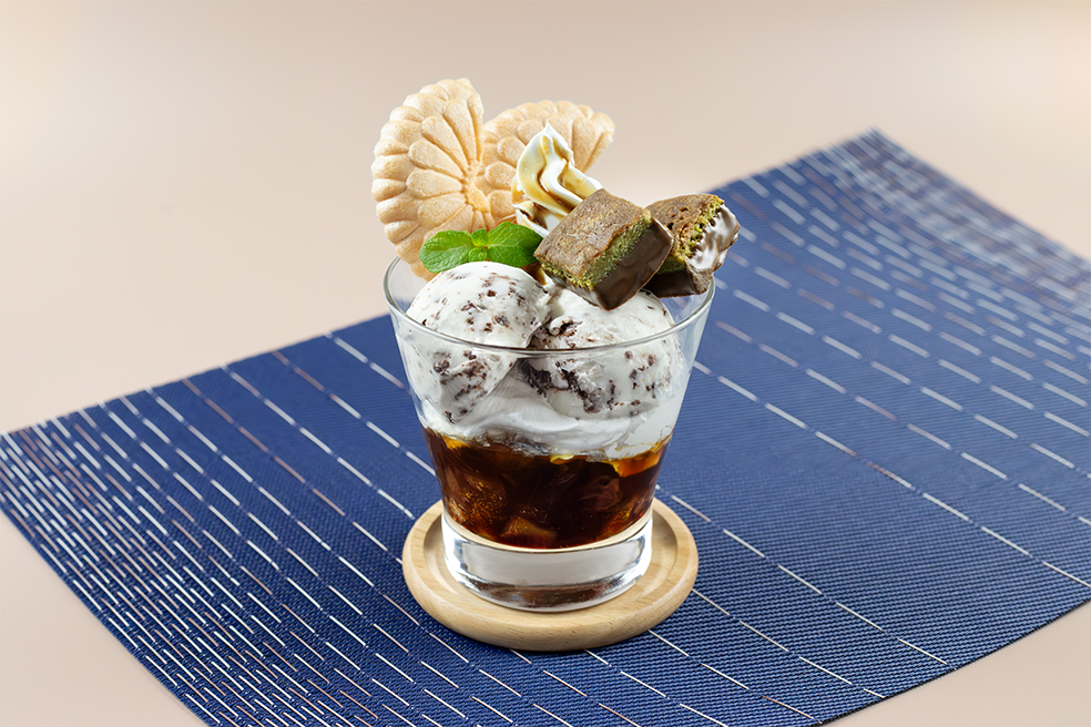 匠のジェラート クリスプチョコチップ(2L大容量アイス): アイス|LOTTE